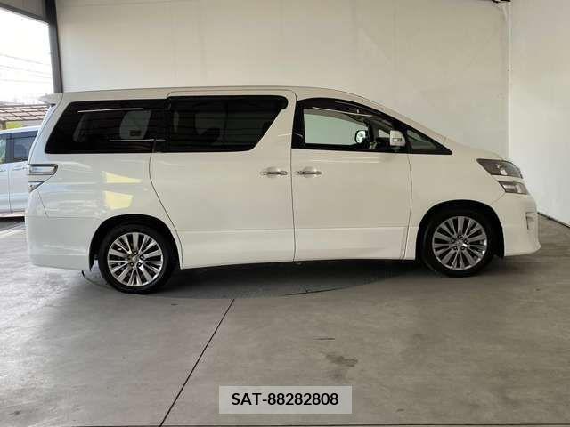 Toyota VELLFIRE 2013-01 244617-9