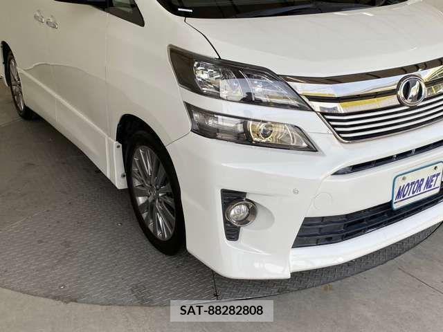 Toyota VELLFIRE 2013-01 244617-8