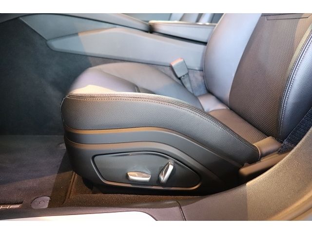 Porsche PANAMERA 2019-12 23503-13