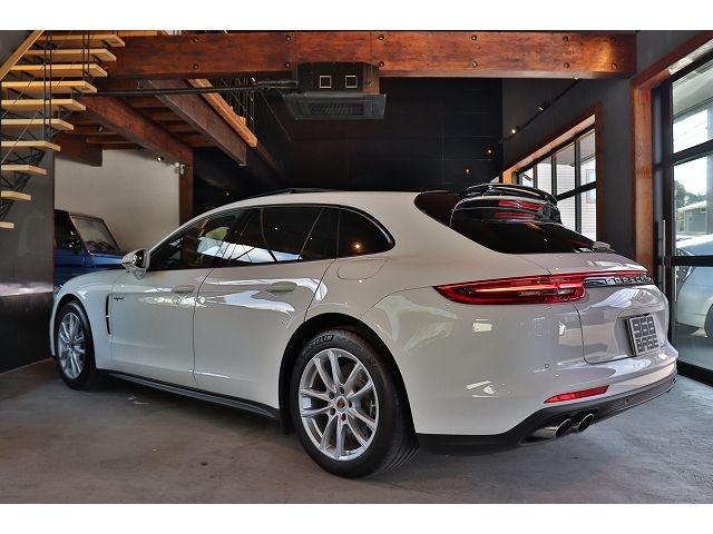 Porsche PANAMERA 2019-12 23503-3