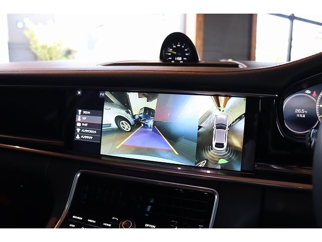 Porsche PANAMERA 2019-12 23503-25