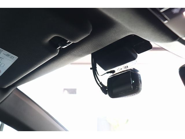 Porsche PANAMERA 2019-12 23503-27