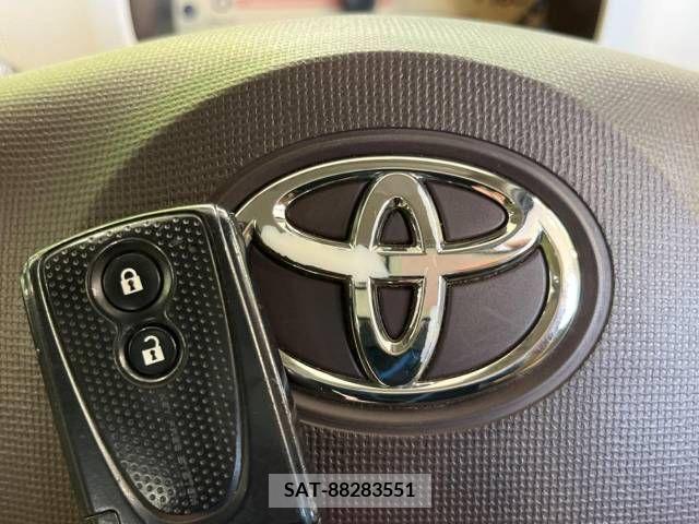 Toyota PASSO 2011-02 381035-6