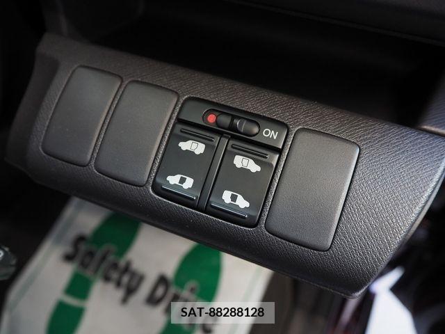 Honda STEP WGN 2010-01 341204-14