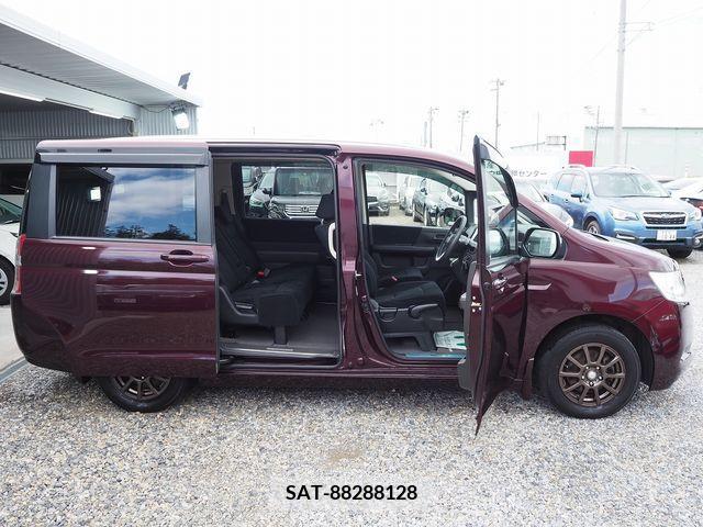 Honda STEP WGN 2010-01 341204-20