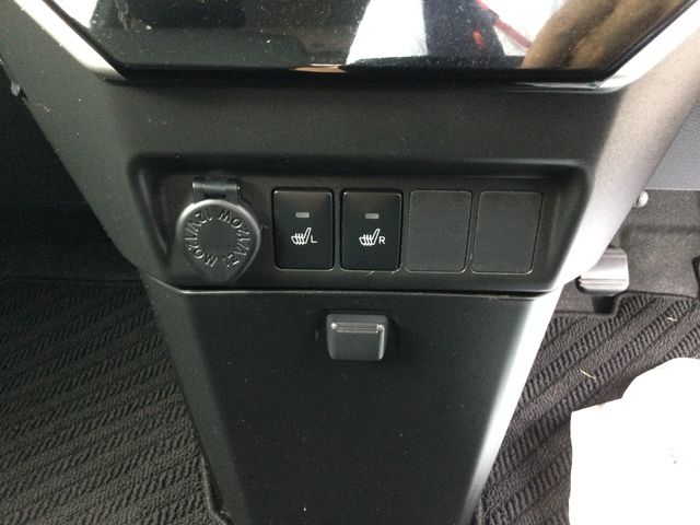 Toyota TANK 2018-07 6399-19