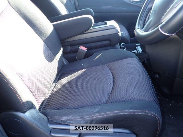 Nissan SERENA 2011-03 324877-19