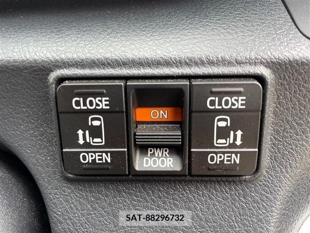 Toyota SIENTA 2021-02 285091-18