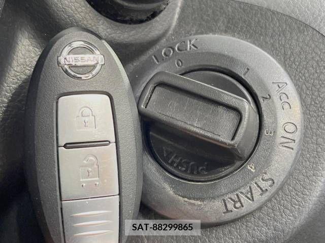 Nissan LAFESTA 2005-08 338882-3