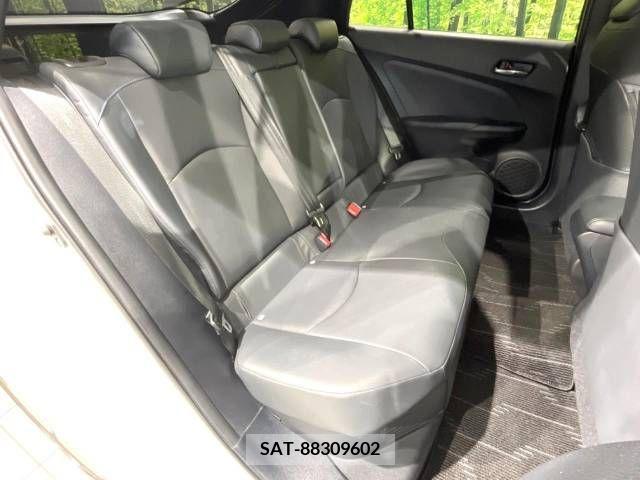 Toyota PRIUS 2019-03 220467-9