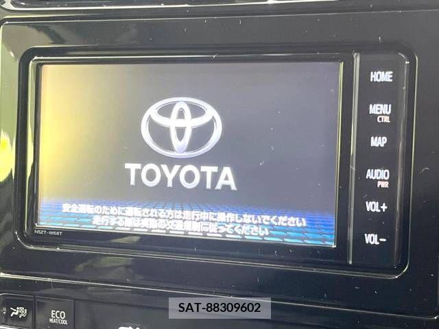 Toyota PRIUS 2019-03 220467-2