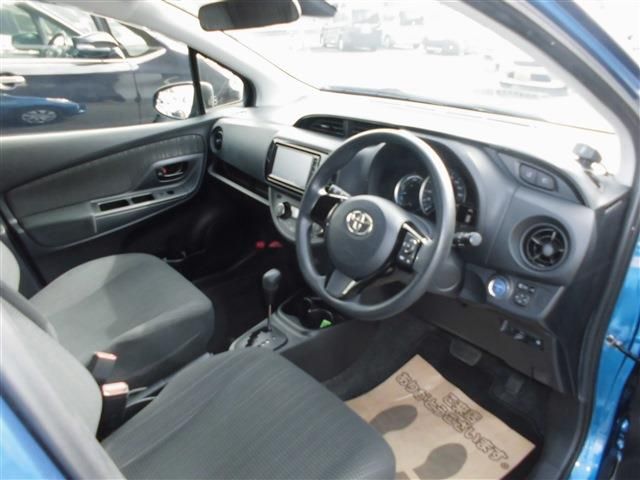 Toyota VITZ HYBRID 2017-02 29305-5