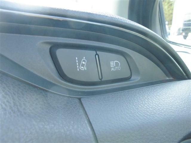 Toyota VITZ HYBRID 2017-02 29305-21