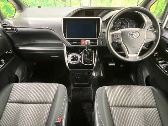 Toyota VOXY 2018-12 18311-1