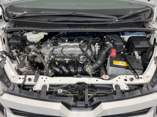 Toyota VOXY 2018-12 18311-18