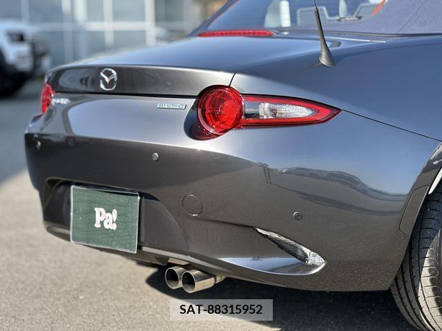 Mazda ROADSTER 2022-09 215888-19
