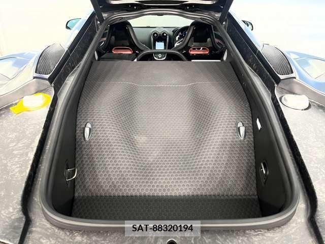 McLaren MCLAREN 2020-09 392033-9