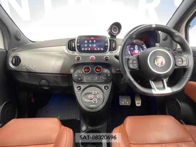 Abarth 595 2019-07 387388-1
