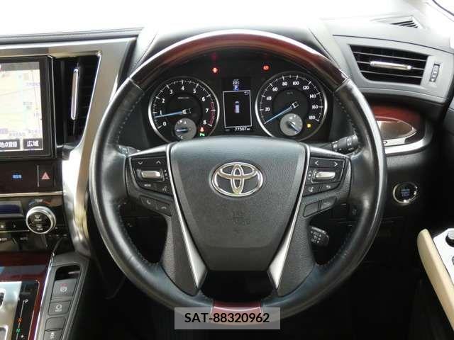 Toyota ALPHARD 2017-01 259246-9