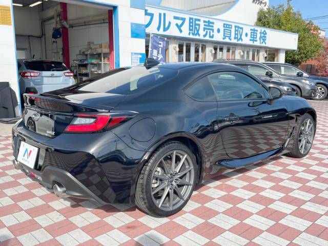 Subaru BRZ 2023-01 181948-17