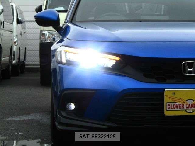 Honda CIVIC 2021-12 325497-16