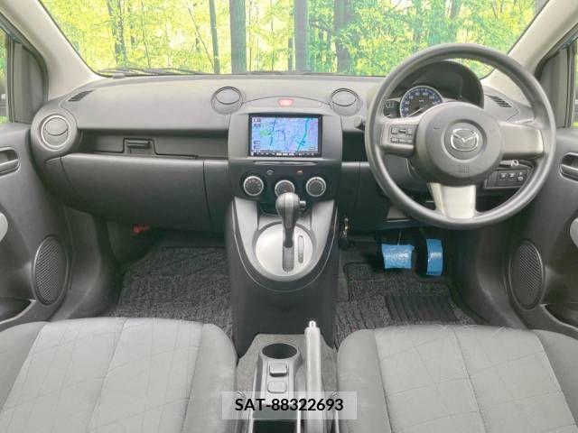 Mazda DEMIO 2011-07 348571-1