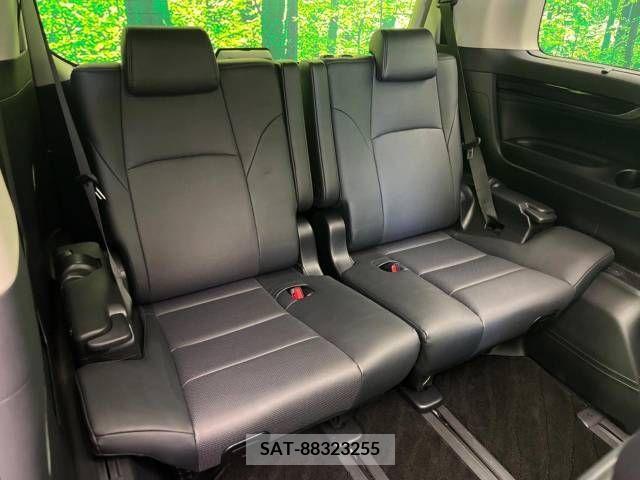 Toyota ALPHARD 2019-01 348351-10