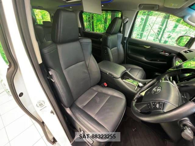 Toyota ALPHARD 2019-01 348351-8
