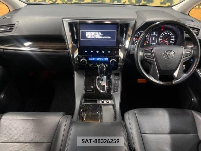 Toyota ALPHARD 2017-07 381740-1