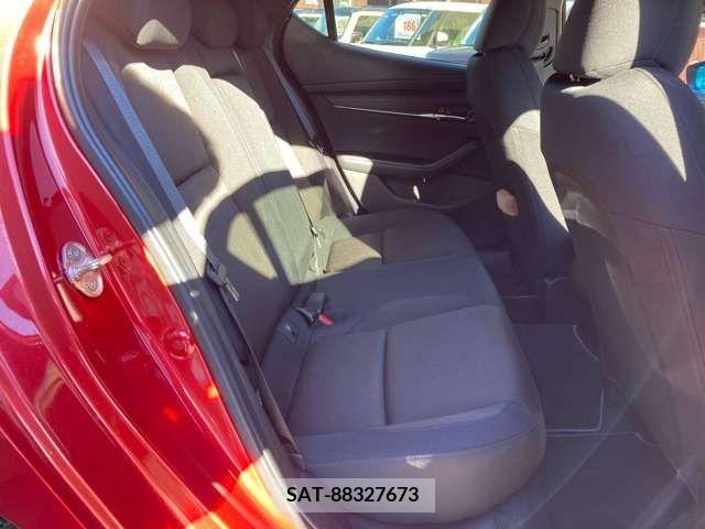 Mazda MAZDA3 2022-03 206544-22