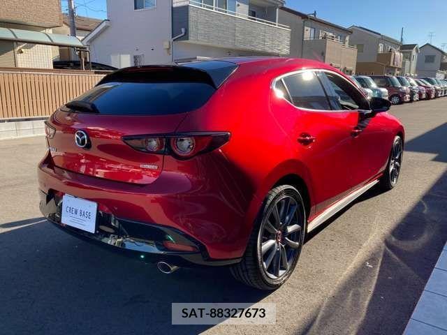 Mazda MAZDA3 2022-03 206544-1