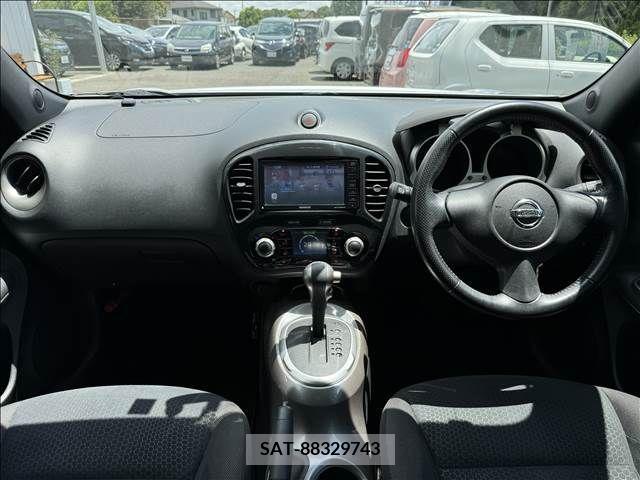 Nissan JUKE 2011-05 320434-1