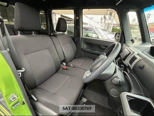Daihatsu WAKE 2016-06 375107-8