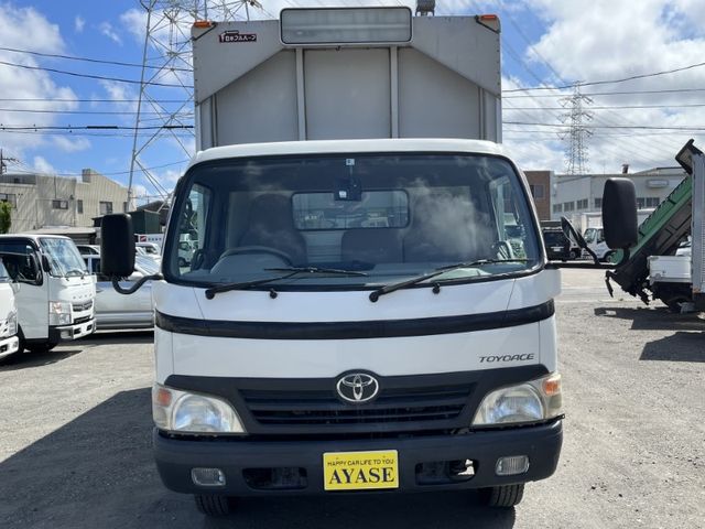 Toyota TOYOACE 2011-06 7909-1