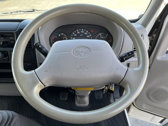 Toyota TOYOACE 2011-06 7909-20
