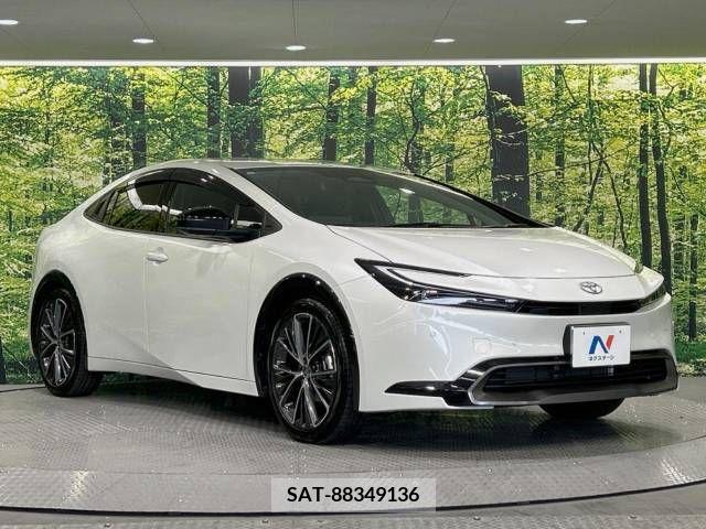 Toyota PRIUS 2023-09 366369-17