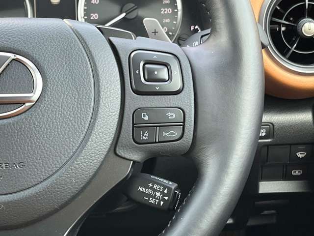 Lexus IS 2021-08 78-23