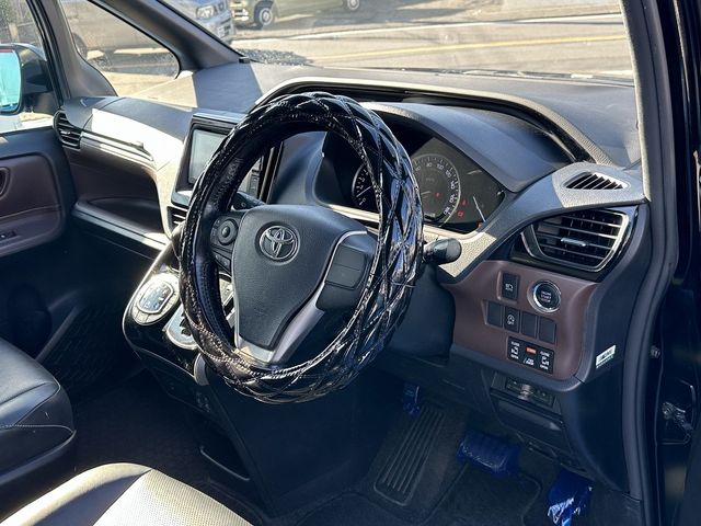 Toyota ESQUIRE 2015-01 189343-11