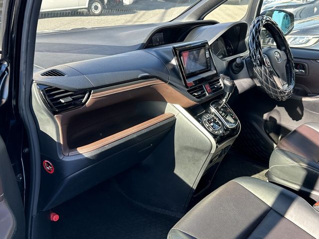 Toyota ESQUIRE 2015-01 189343-12