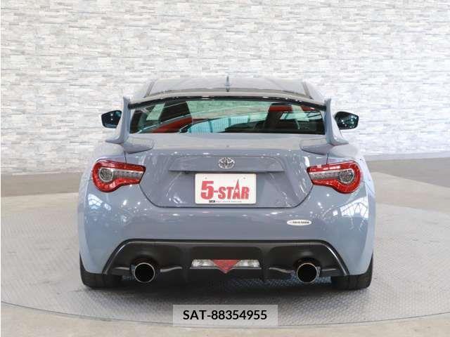 Toyota 86 2018-01 225233-8