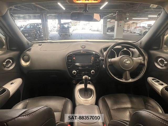 Nissan JUKE 2012-09 320439-1