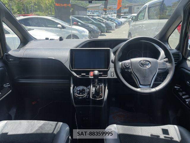 Toyota VOXY 2020-11 288927-3