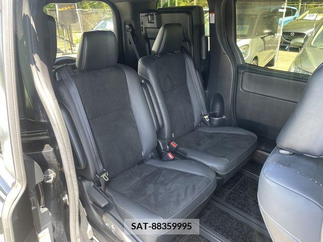 Toyota VOXY 2020-11 288927-6