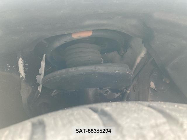 Toyota PRIUS 2004-02 393464-6