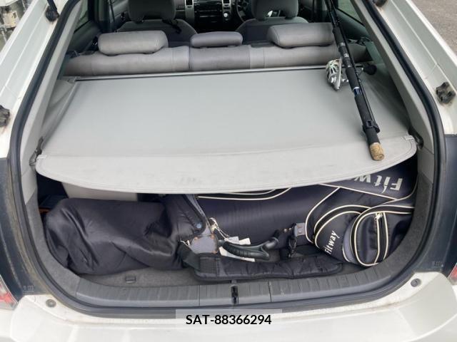 Toyota PRIUS 2004-02 393464-19