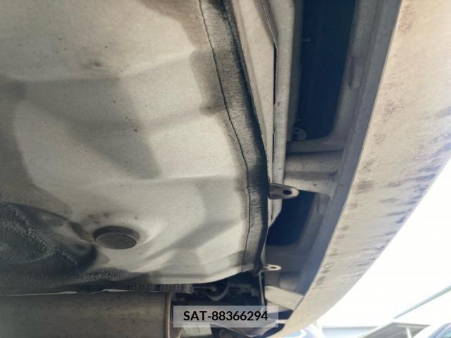 Toyota PRIUS 2004-02 393464-12