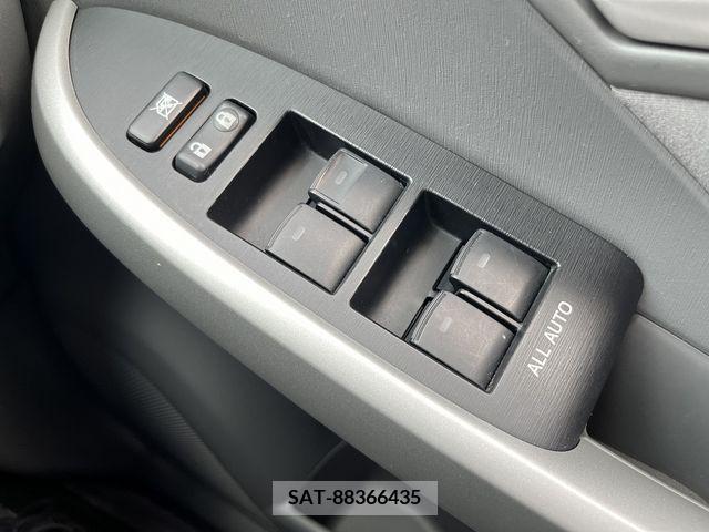 Toyota PRIUS 2011-09 366442-11