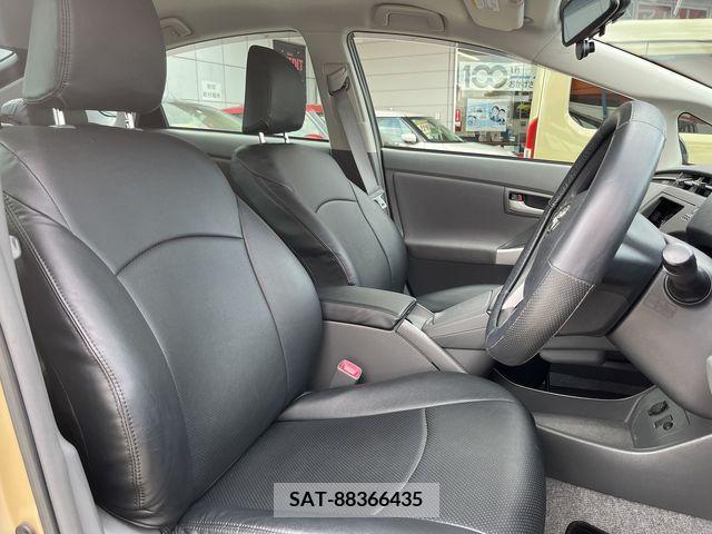 Toyota PRIUS 2011-09 366442-9