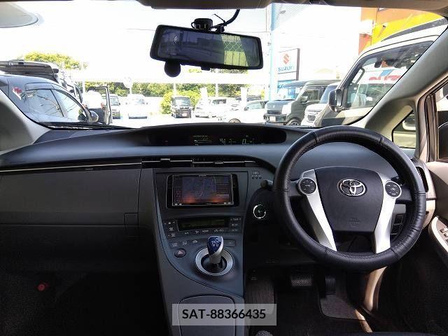 Toyota PRIUS 2011-09 366442-2