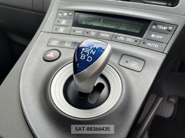 Toyota PRIUS 2011-09 366442-19